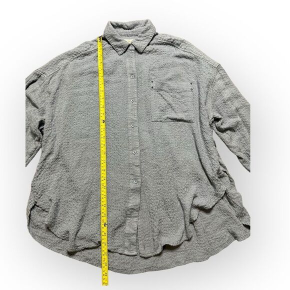 We The Free Oversized Button Down Top Women's Small Ice Blue Happy Hour Shirt - Picture 7 of 8